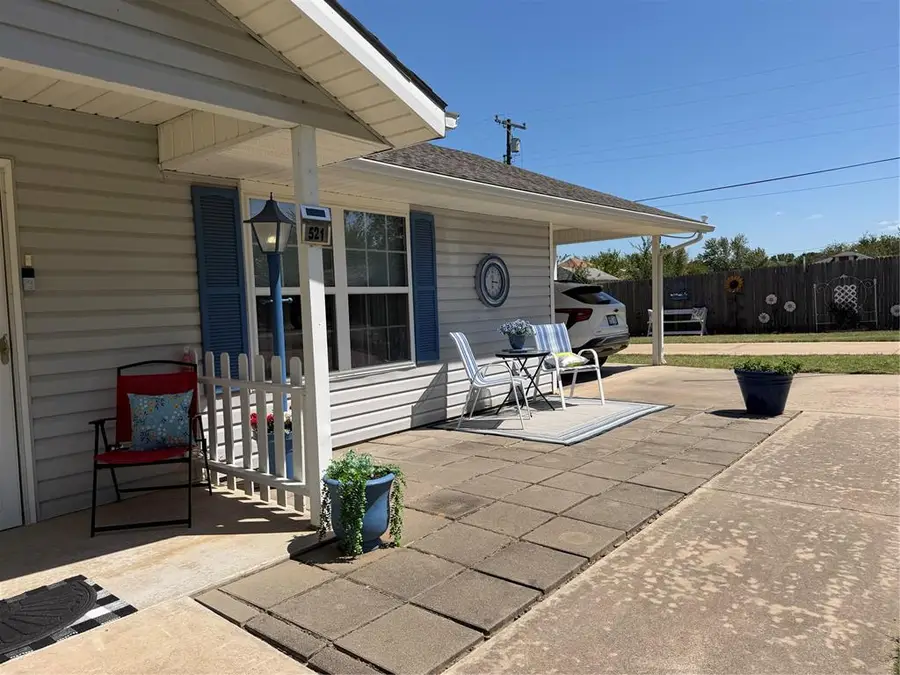 521 N Ballard Street, Maud, OK 74854 - #2