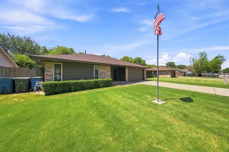 508 Cherryvale Road, Edmond, OK 73003 - #2