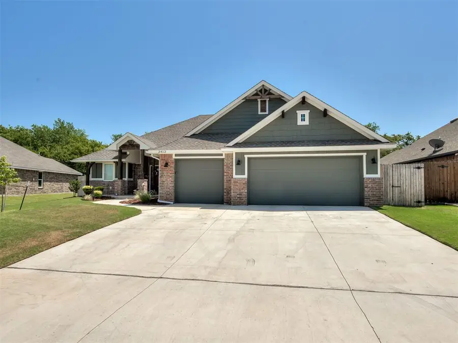 2412 Creek Side Circle, Moore, OK 73160 - #3