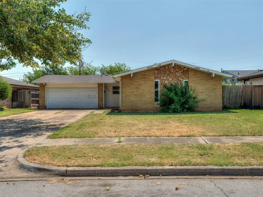 8900 S Hillcrest Drive, Oklahoma City, OK 73159 - #3