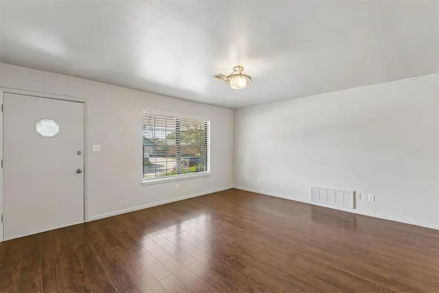 1407 Lindale Avenue, Norman, OK 73069 - #3