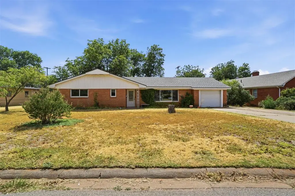 1731 N Hudson Street, Altus, OK 73521 - #1