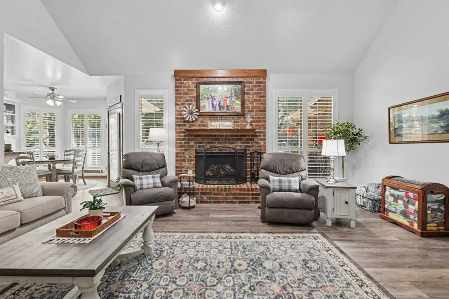1112 N Creek Drive, Edmond, OK 73034 - #3