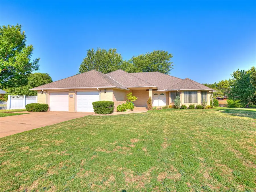 3310 Pondridge Road, Chickasha, OK 73018 - #2