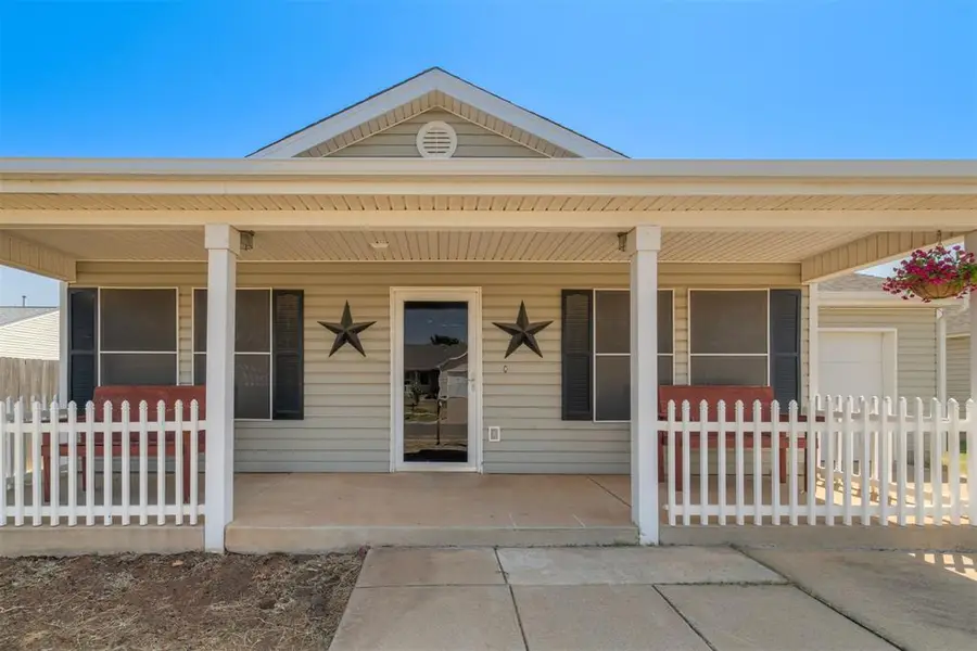 912 Danbury Place, Yukon, OK 73099 - #2