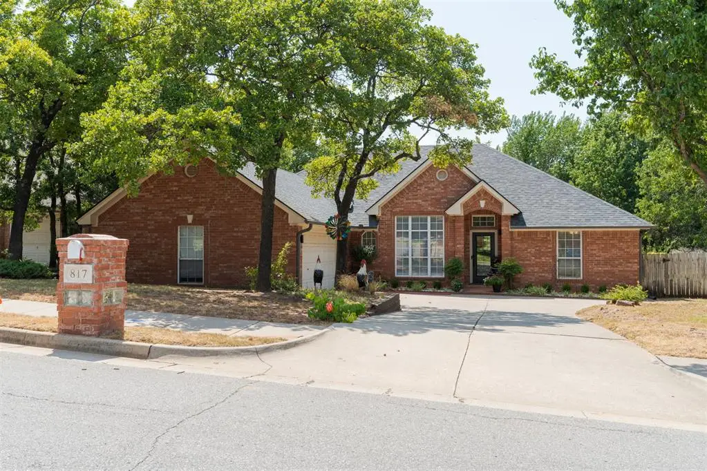 817 Fox Hill Drive, Edmond, OK 73034 - #1