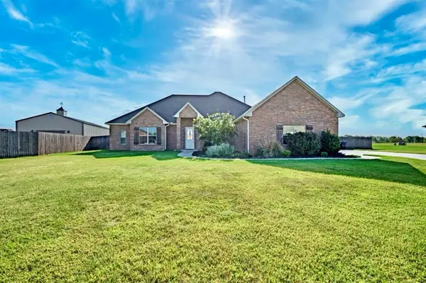 2712 Palazzo Circle, Yukon, OK 73099