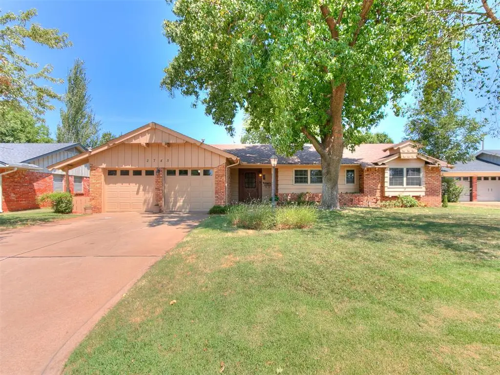 2745 Plymouth Lane, The Village, OK 73120 - #1