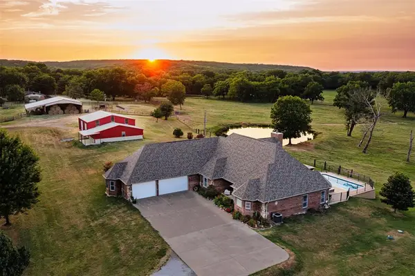 13067 S Bristlecone Road, Henryetta, OK 74437
