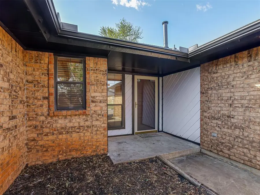 720 Tumbleweed Drive, Yukon, OK 73099 - #3