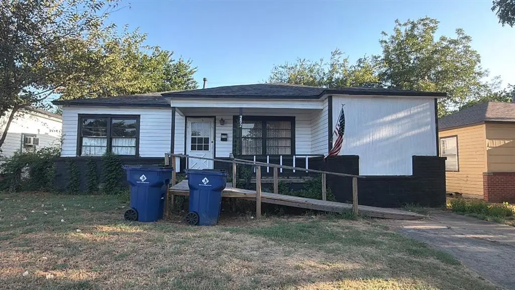 202 E Elder Avenue, Duncan, OK 73533 - #1