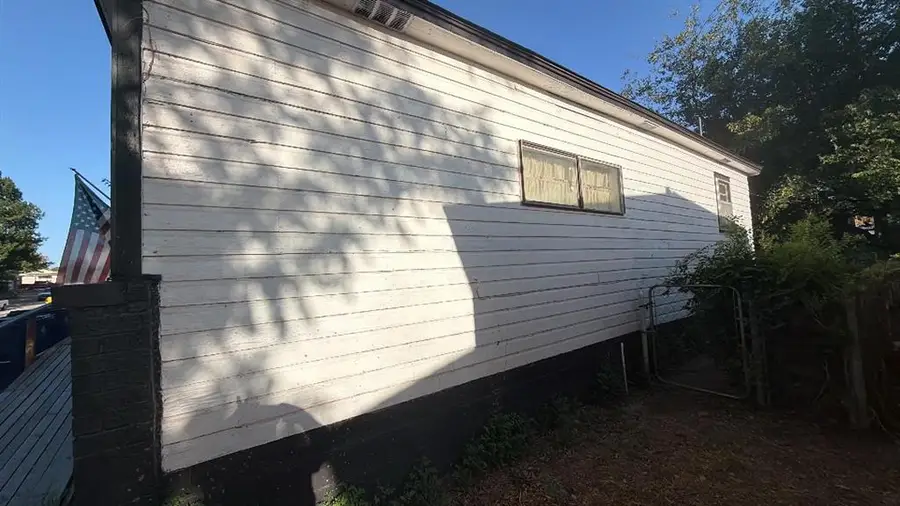 202 E Elder Avenue, Duncan, OK 73533 - #3