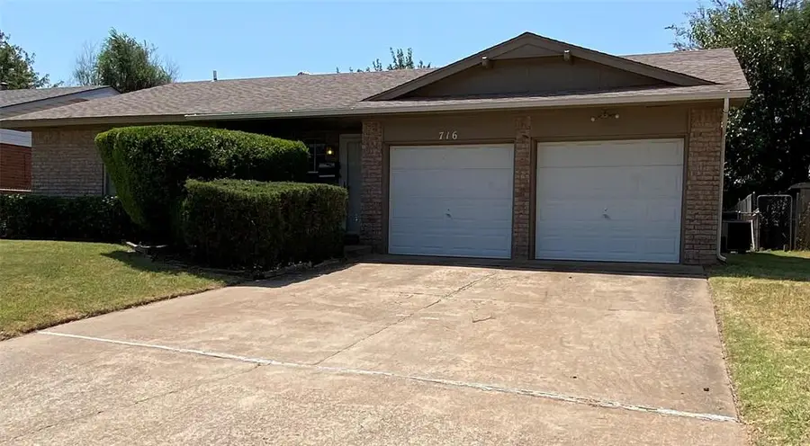 716 NW 17th Street, Moore, OK 73160 - #3