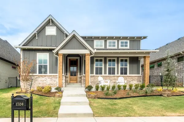 1709 Parkwood Avenue, Edmond, OK 73034