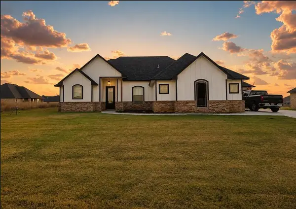 12711 Ridge Road, Elgin, OK 73538