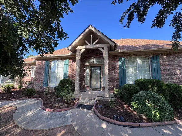 Address Withheld By Seller, Edmond, OK 73025