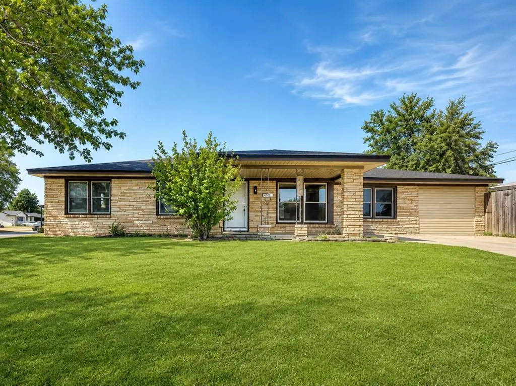 657 E Frolich Drive, Midwest City, OK 73110 - #1