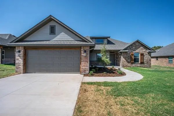 2009 W Flintlock Way, Mustang, OK 73064