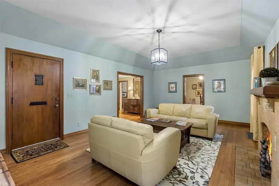 1000 N 41 Street, Oklahoma City, OK 73118 - #3