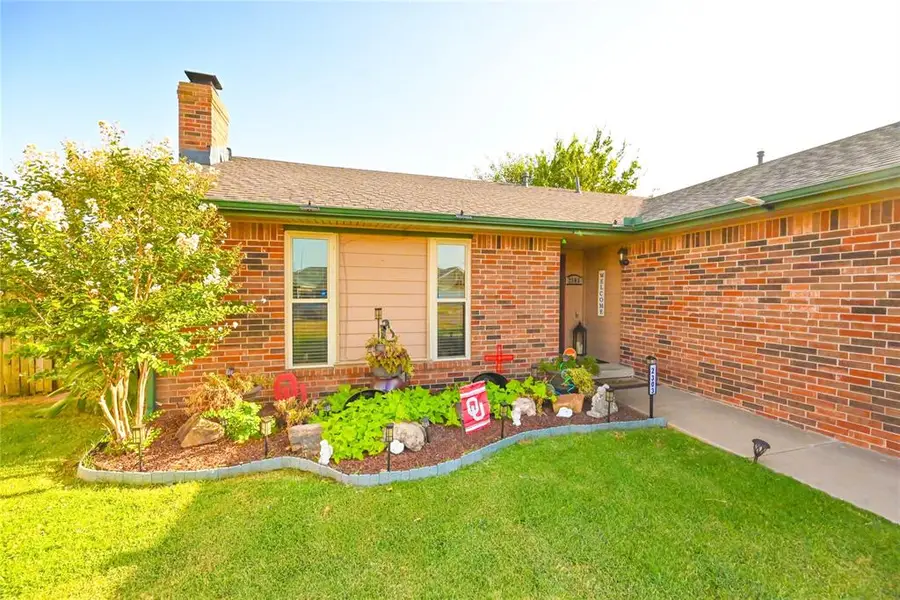 2303 Farris Place, Chickasha, OK 73018 - #2
