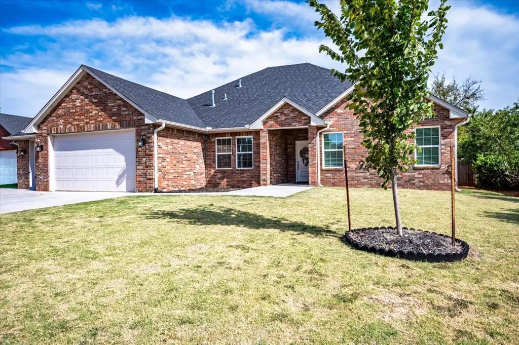 1523 W Diamond Way, Mustang, OK 73064 - #1