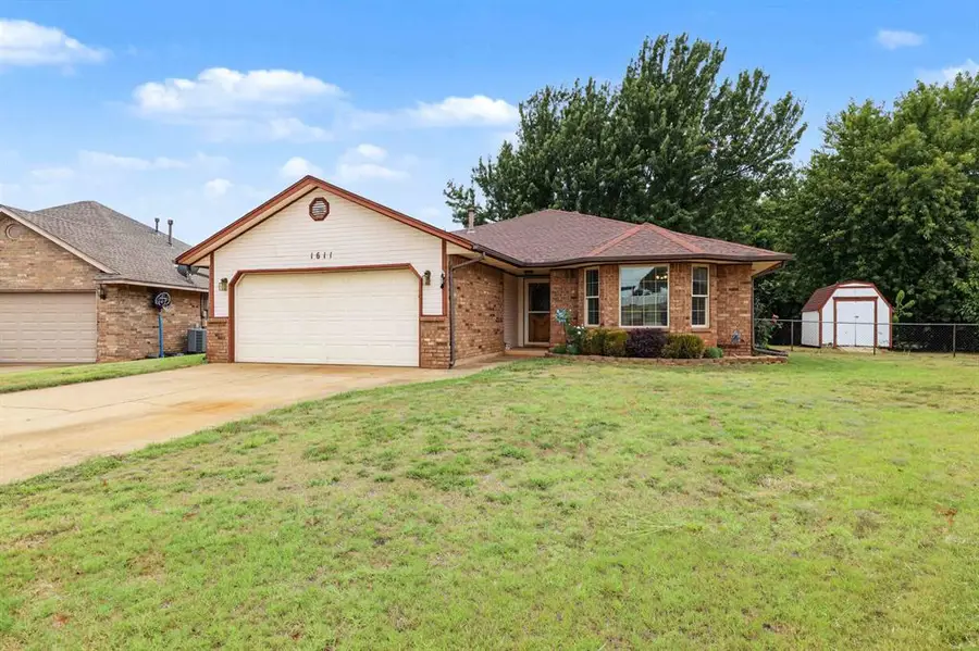 1611 N Orchard Terrace, Mustang, OK 73064 - #3