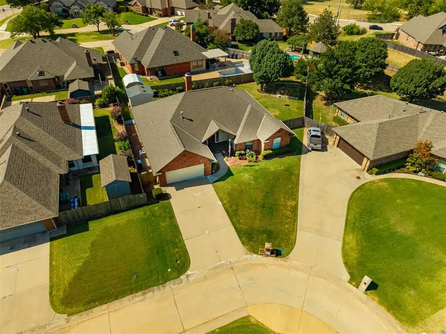 11221 Kingsgate Drive, Oklahoma City, OK 73170 - #3