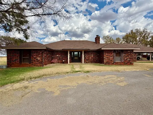10066 N 2263 Road, Clinton, OK 73601