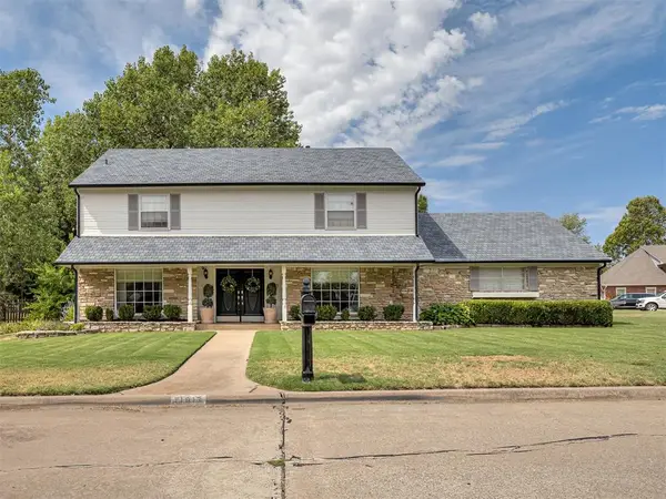 11913 Somerville Drive, Yukon, OK 73099