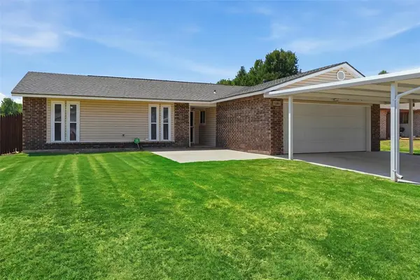 11804 O Casey Street, Yukon, OK 73099