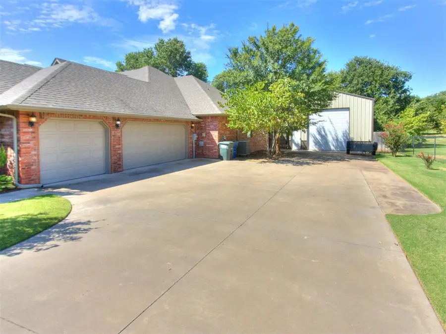 14219 Shady Tree Drive, Edmond, OK 73034 - #3