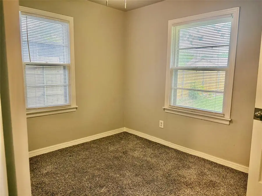 1702 W Britton Road, Oklahoma City, OK 73120 - #2