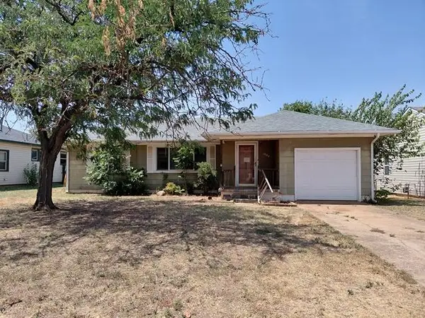 1004 S 11th Street, Kingfisher, OK 73750