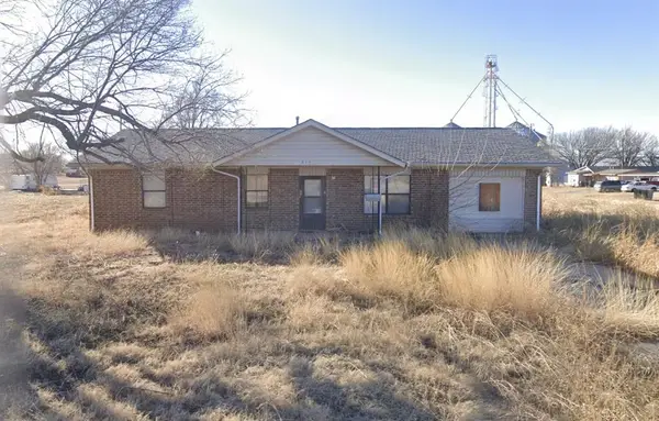 615 S Choctaw Avenue, Geary, OK 73040