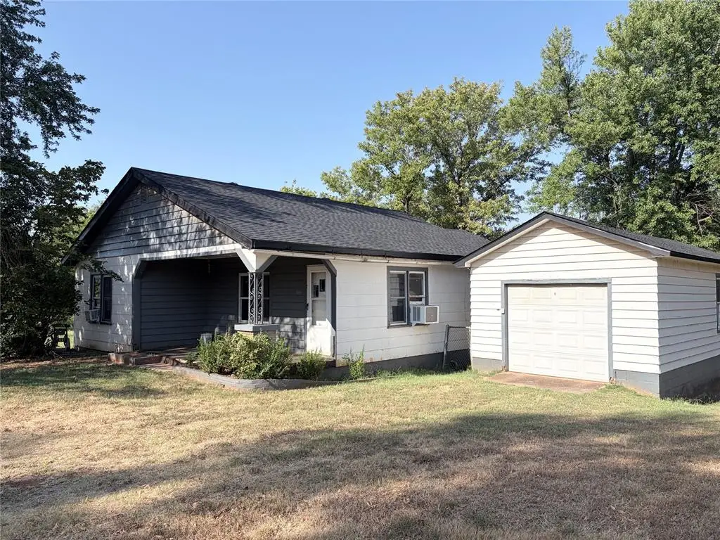 203 Dogwood Avenue, Wellston, OK 74881 - #1
