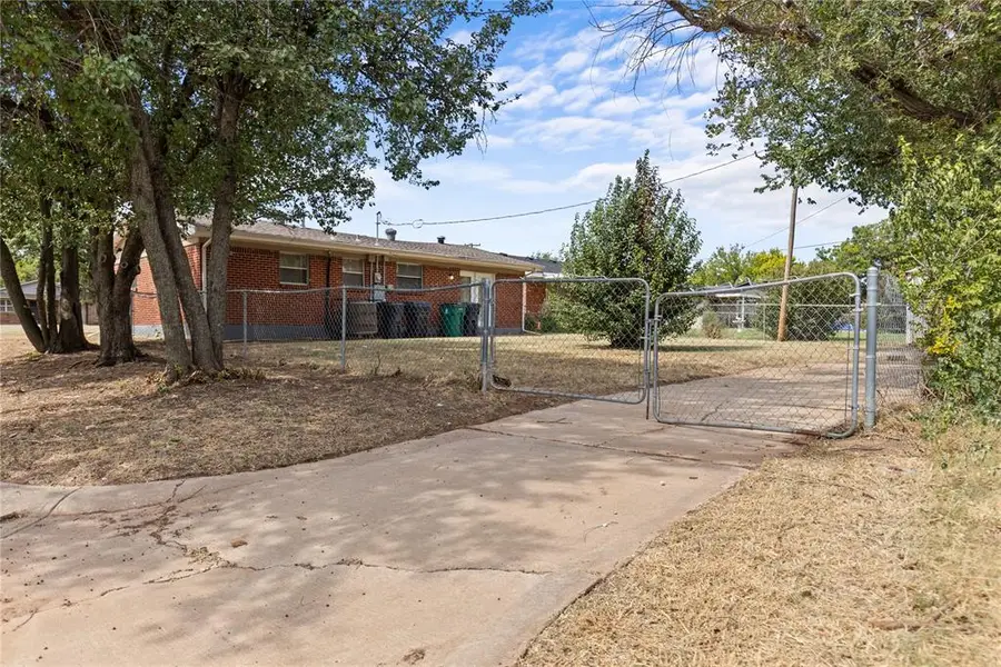 257 NW 85th Street, Oklahoma City, OK 73114 - #3