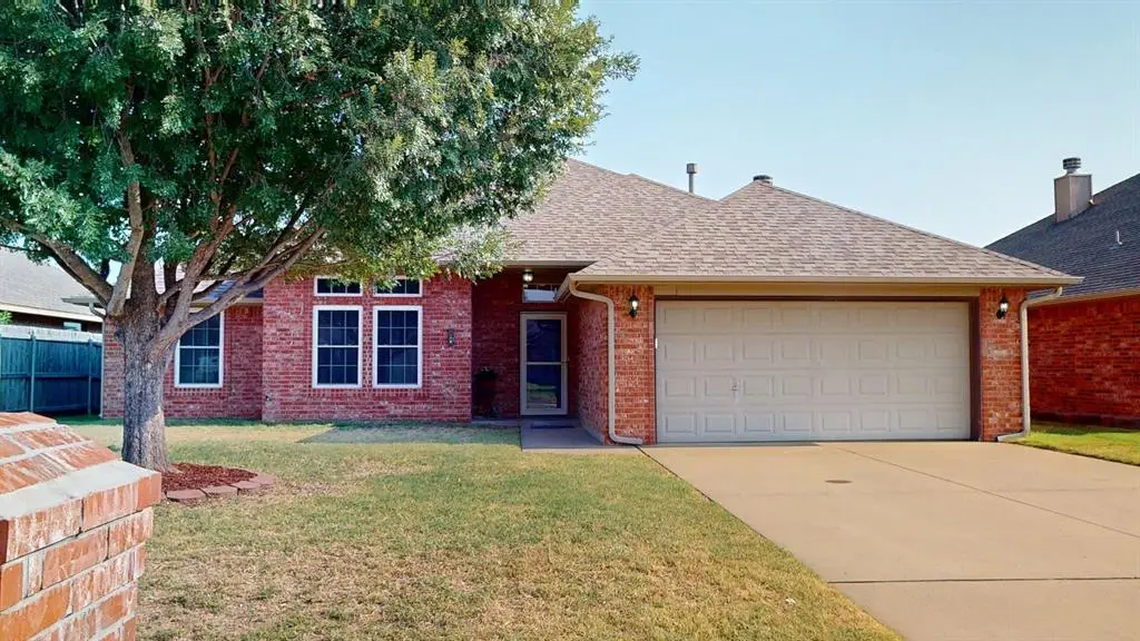 805 Canyon Drive, Yukon, OK 73099 - #1