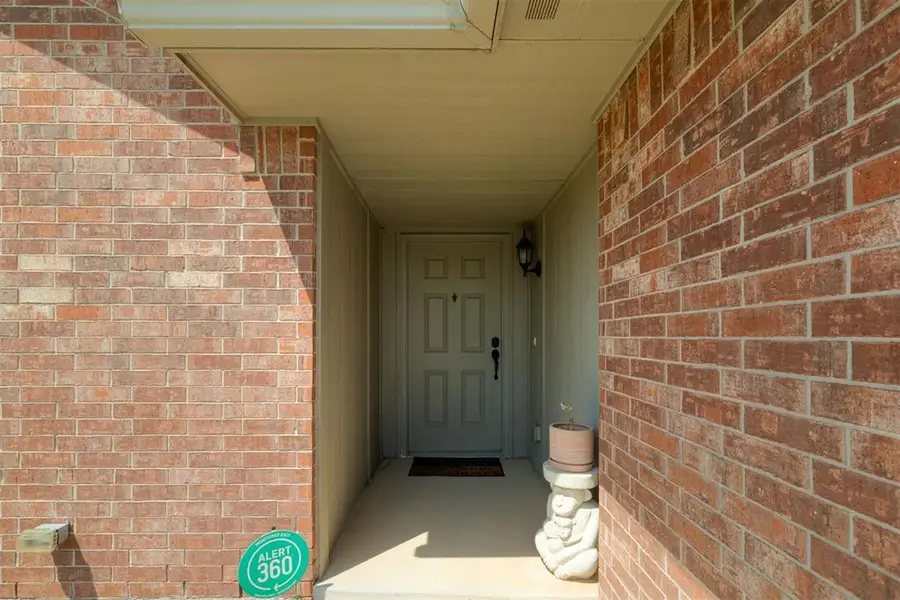 421 Hidden Creek Way, Oklahoma City, OK 73117 - #3