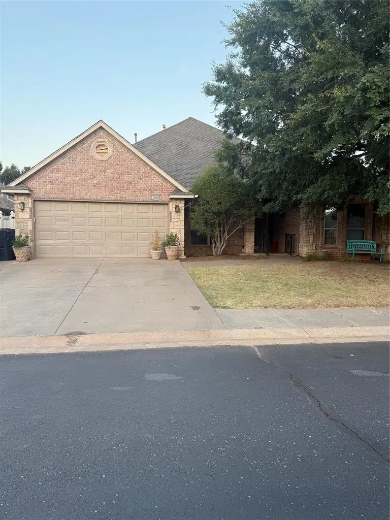 16600 Farmington Way, Edmond, OK 73012 - #1