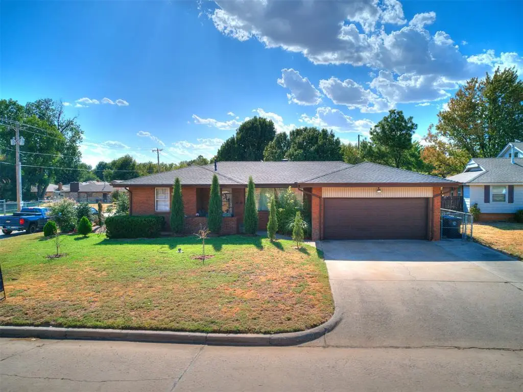2001 N Keeton Avenue, Bethany, OK 73008 - #1