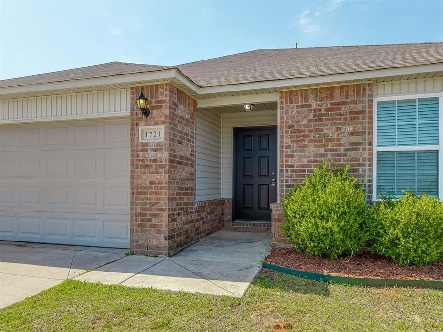 1720 Castle Street, Oklahoma City, OK 73120 - #3