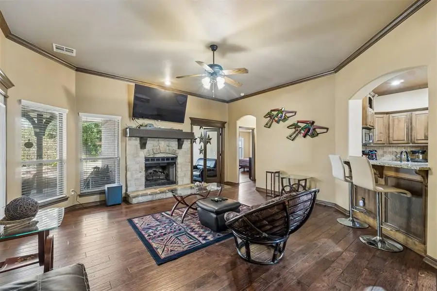 523 Woods Way, Moore, OK 73160 - #3