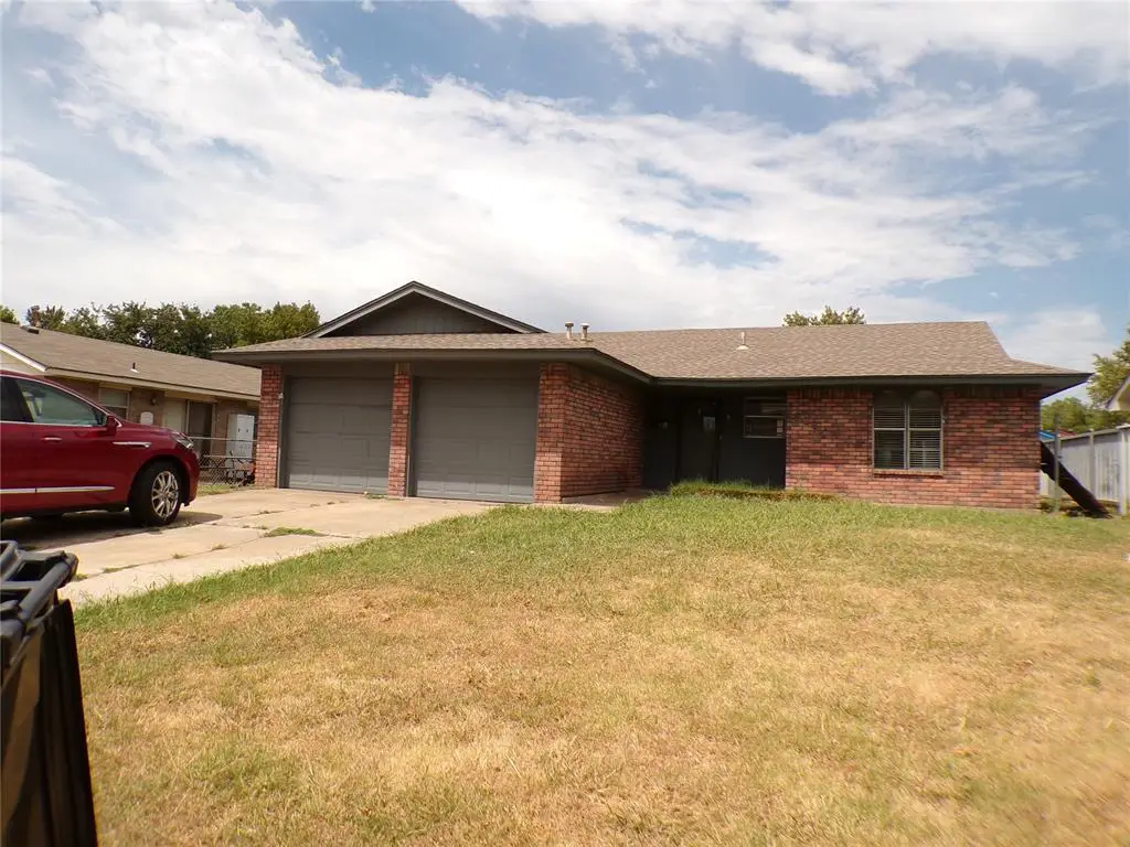 609 NW 17th Street, Moore, OK 73160 - #1