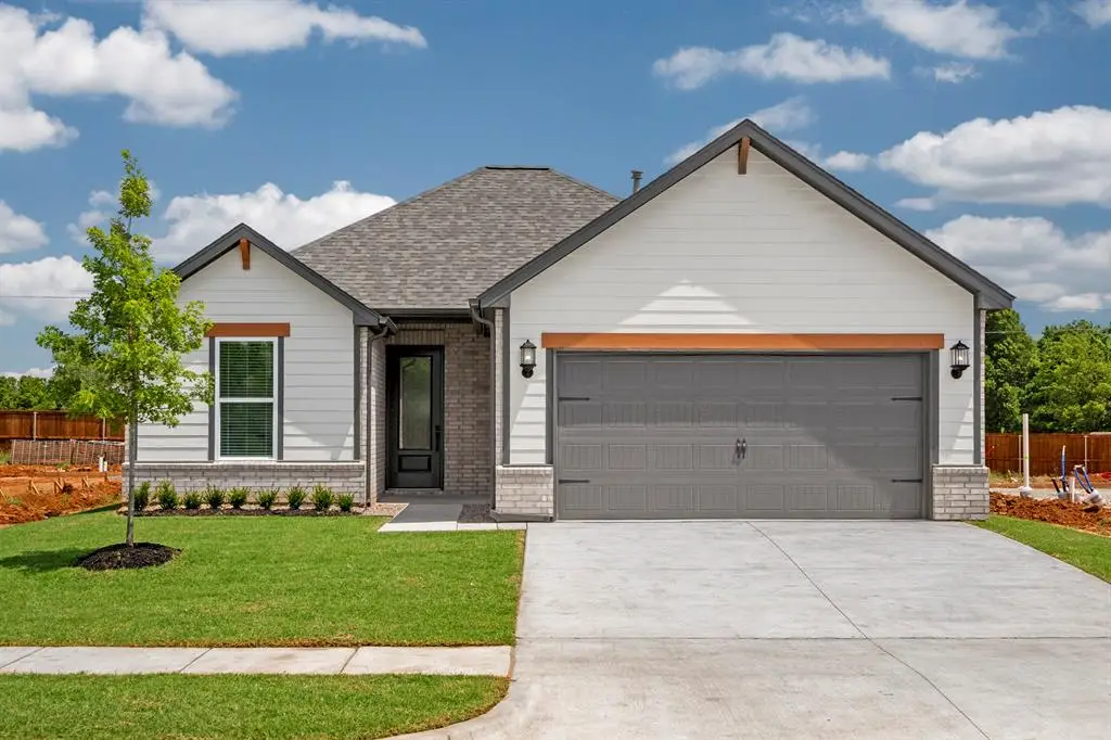 724 Luna Way, Tuttle, OK 73089 - #1