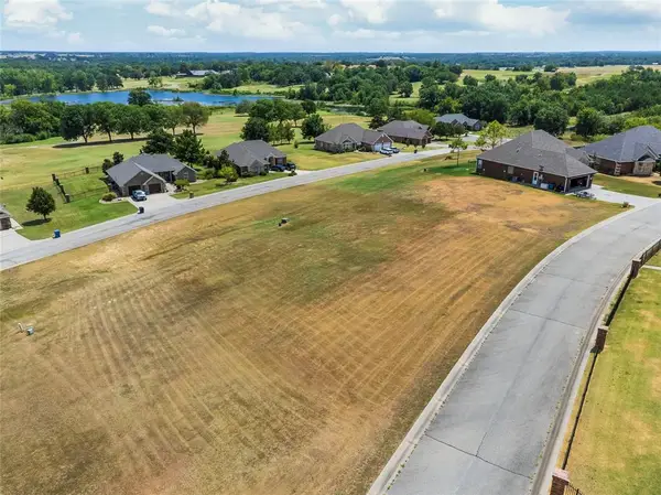 919 S Riveria Drive, Cushing, OK 74023