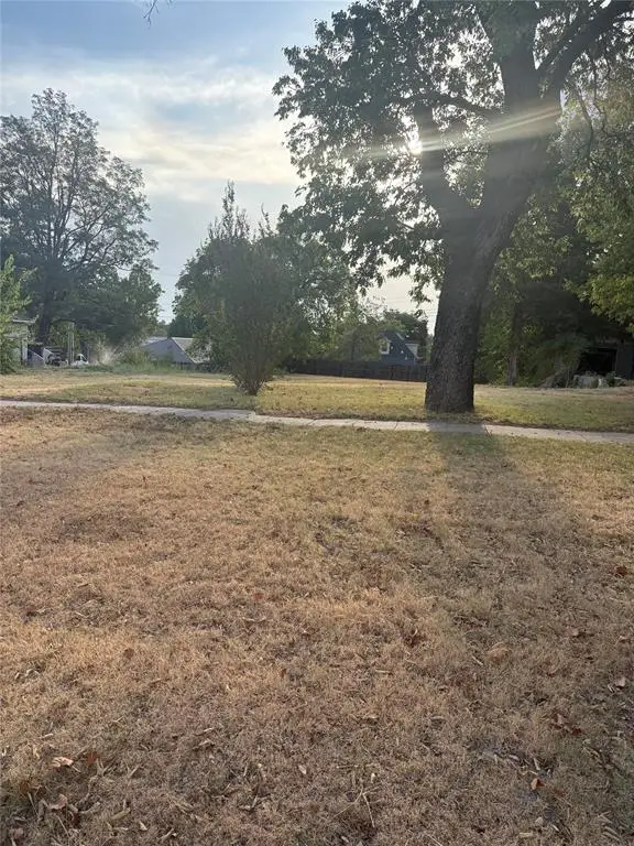 615 S 6th Street, Chickasha, OK 73018