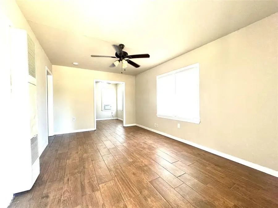 504 S Morrison Avenue, El Reno, OK 73036 - #3