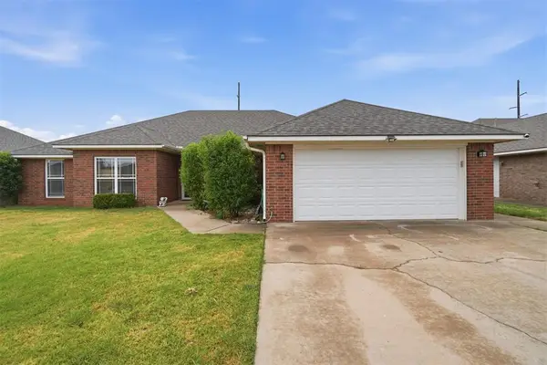 1804 Cougar Circle, Altus, OK 73521