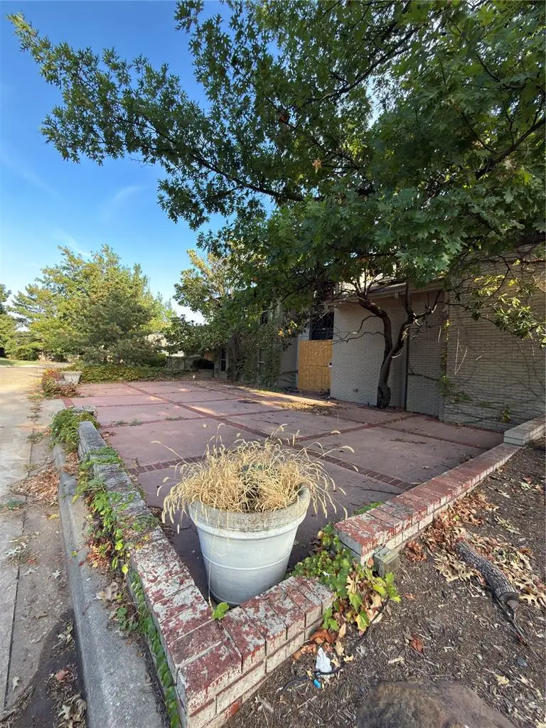 6219 Riviera Drive, Oklahoma City, OK 73112 - #2