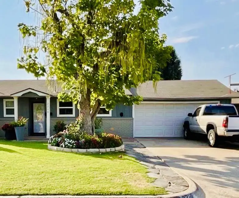 2216 N Mueller Avenue, Bethany, OK 73008 - #1